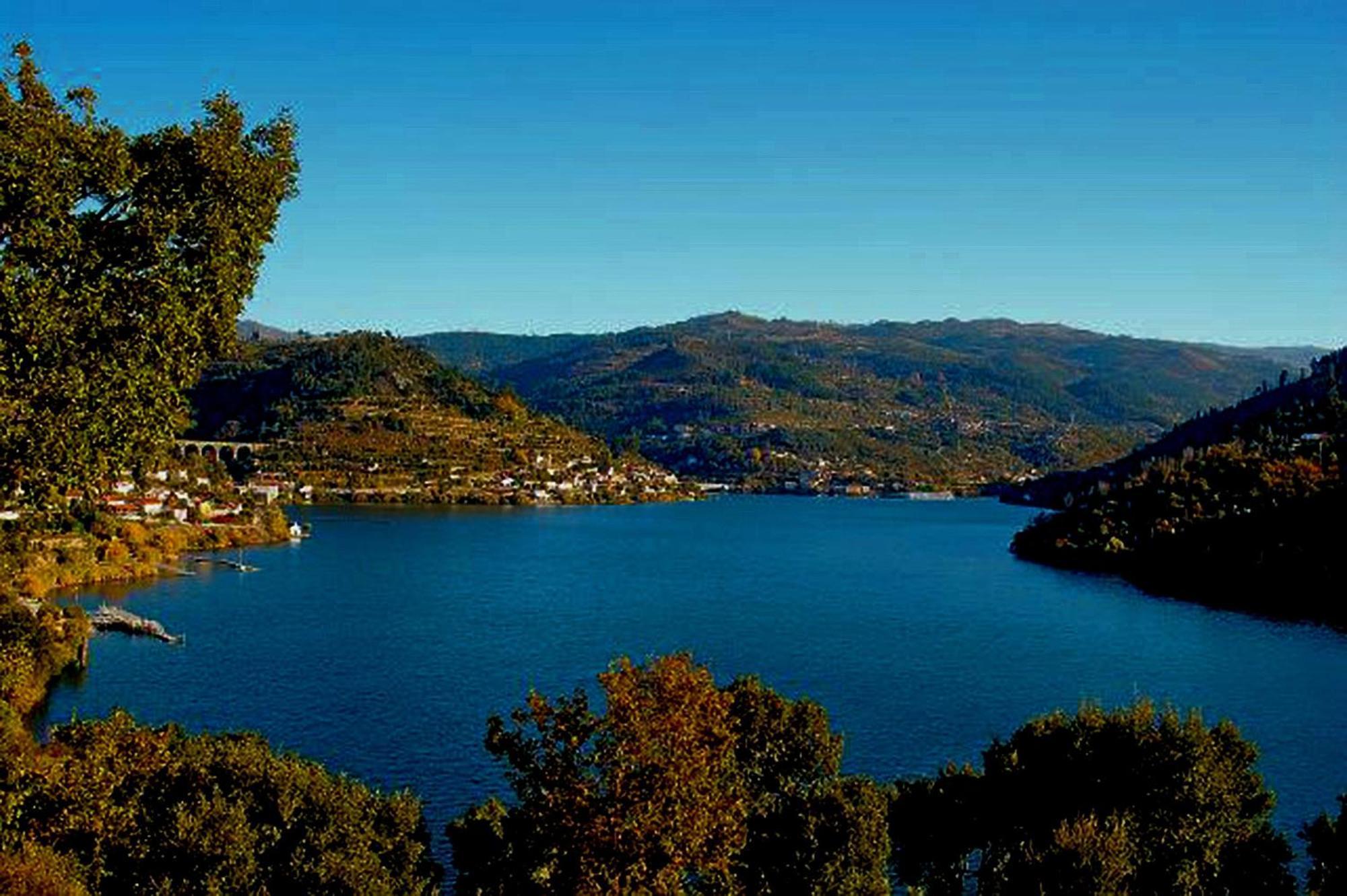 Arsdurium Douro Hotel Cinfaes Ruang foto
