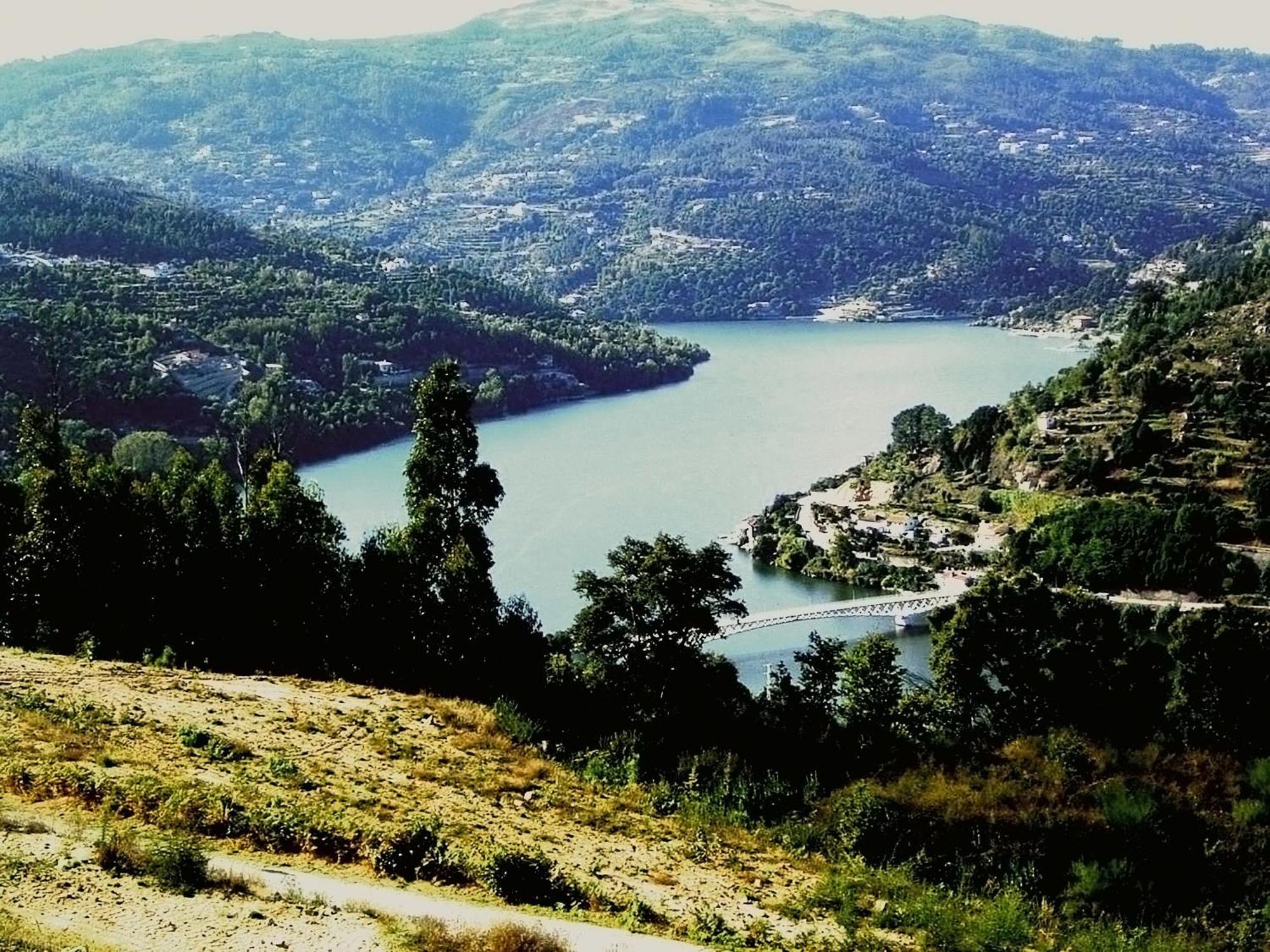 Arsdurium Douro Hotel Cinfaes Ruang foto